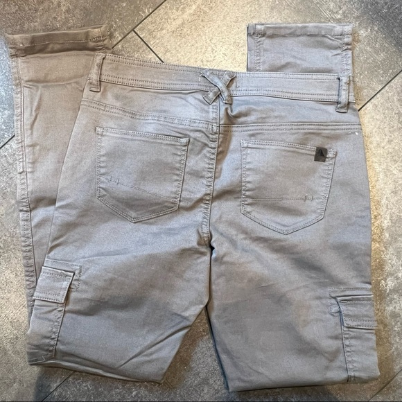 L.L Bean Cargo Pant - Picture 3 of 5